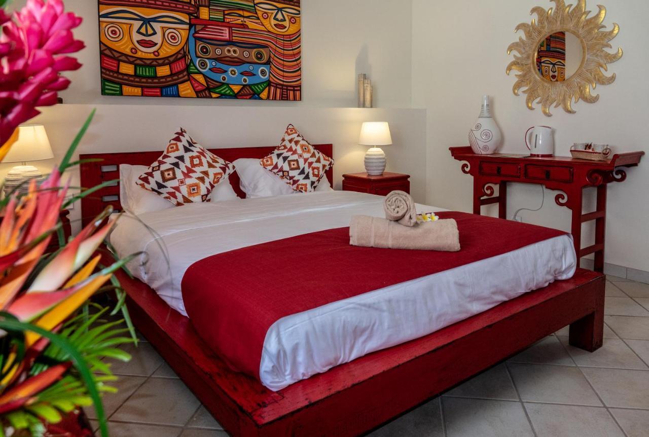 Hacienda Plaza Hotell Pereybere Beach Eksteriør bilde
